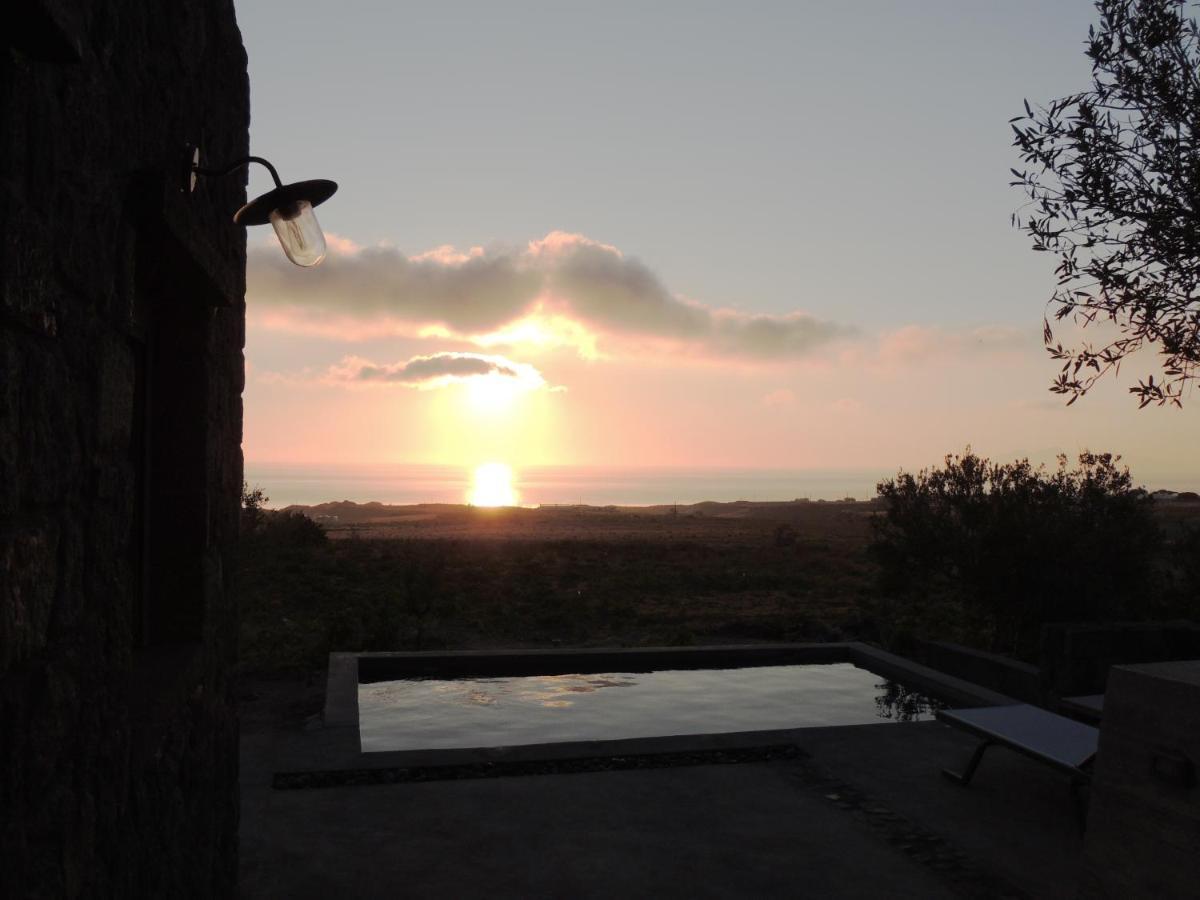 Villa Apaggio Santorini Vourvoulos